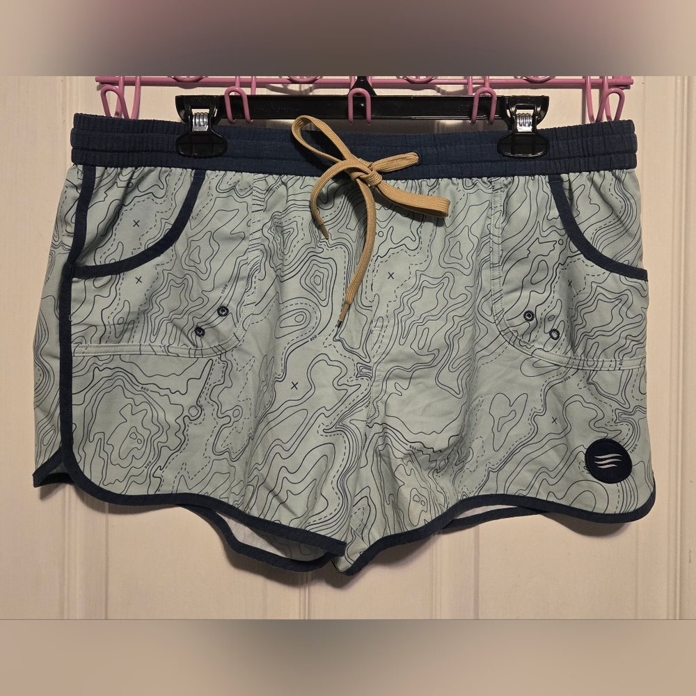 NWT Impact Collection Short Wome'ns Size L Color United By Blue